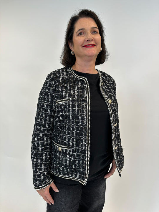 Chanel Blazer mit Applikationen von White Label by Rofa - grosse Grössen - DE BOER plus Luzern