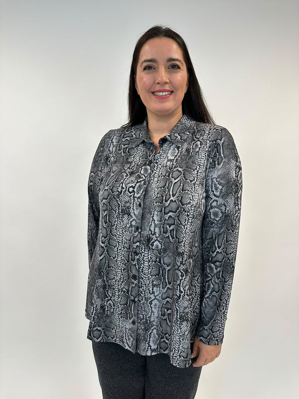 Bluse in Sneak-Print grau bunt von Yoek Fashion_grosse Grössen_DE BOER plus Luzern